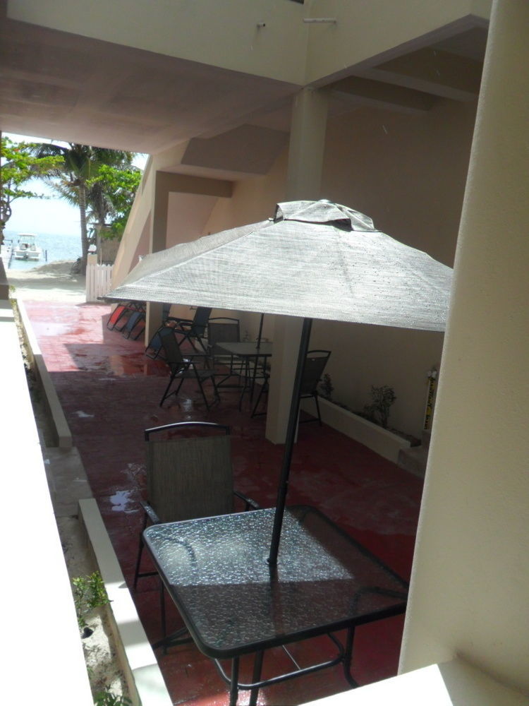 Jans Hotel Caye Caulker Eksteriør bilde