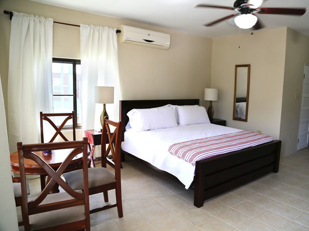 Jans Hotel Caye Caulker Eksteriør bilde