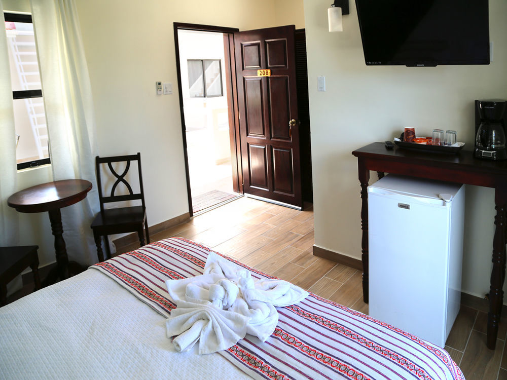 Jans Hotel Caye Caulker Eksteriør bilde