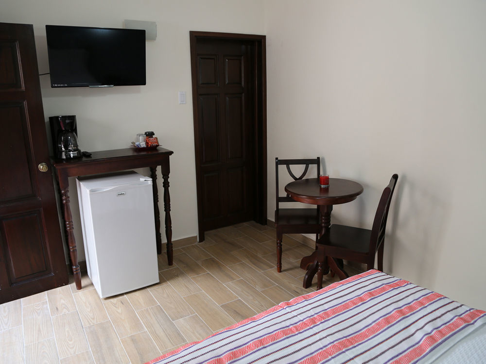 Jans Hotel Caye Caulker Eksteriør bilde
